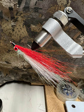 Load image into Gallery viewer, Clouser Minnow