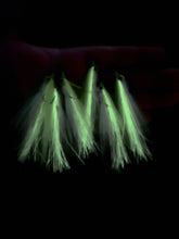 Load image into Gallery viewer, Clouser Minnow. Glow in the Dark